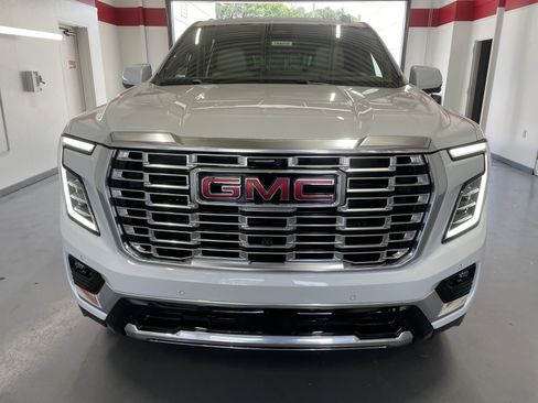 New 2026 GMC Yukon Denali RWD image 2