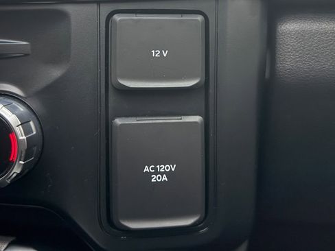 Used 2023 Ford F350 Lariat w/ Chrome Package image 36