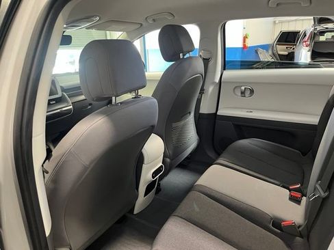 Used 2024 Hyundai Ioniq 5 SEL RWD image 18