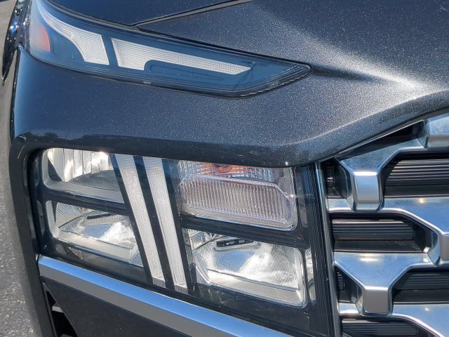 Used 2023 Hyundai Santa Fe SEL w/ Premium Package AWD/4WD image 9