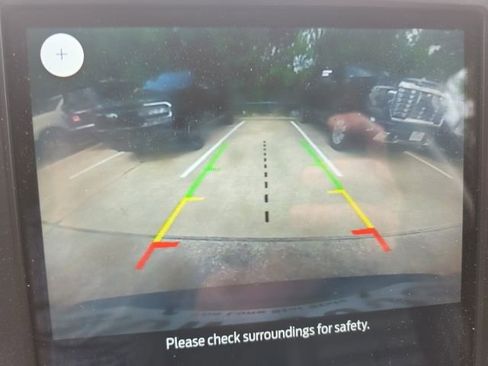 Used 2021 Ford Edge SEL w/ Convenience Package image 10