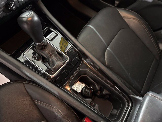 Used 2022 Jeep Compass Limited AWD/4WD image 19