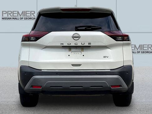 Used 2023 Nissan Rogue SV FWD image 6