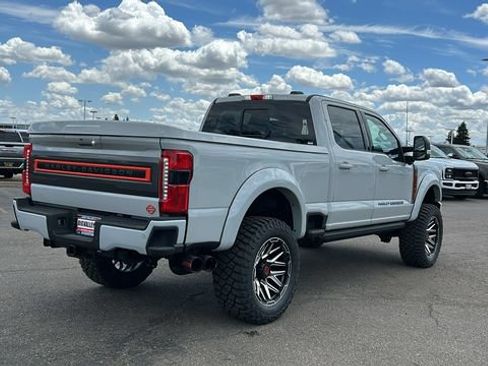 New 2026 Ford F250 Lariat w/ Black Appearance Package AWD/4WD image 3