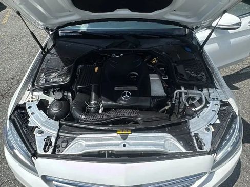 Used 2017 Mercedes-Benz C 300 4MATIC Sedan image 13