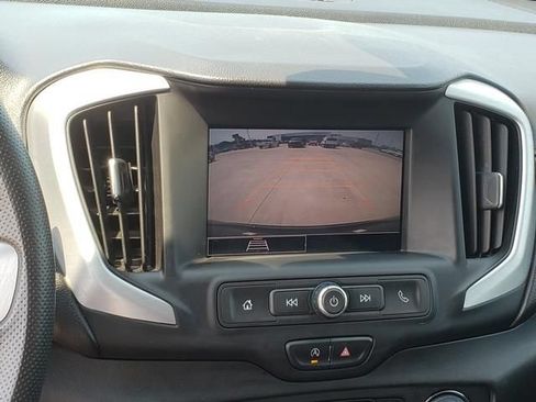 Used 2022 GMC Terrain SLE w/ Driver Convenience Package FWD image 26