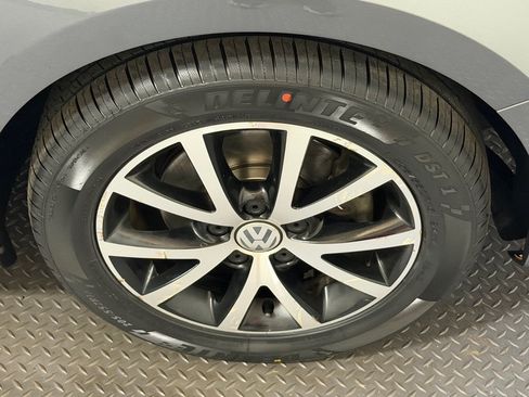 Used 2018 Volkswagen Jetta SE FWD image 18