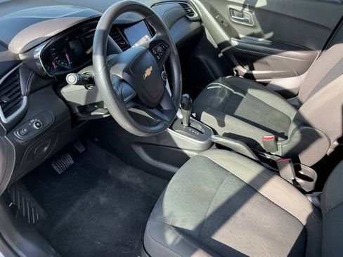 Used 2020 Chevrolet Trax LS image 16