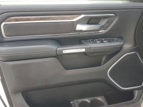 Used 2019 RAM 1500 Laramie AWD/4WD image 15