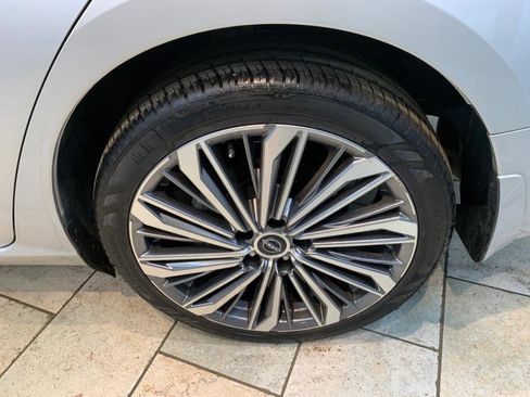 Used 2023 Nissan Altima 2.5 SL image 11