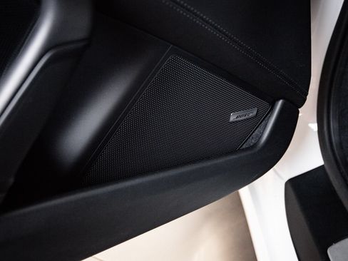 Certified 2023 Porsche 911 Carrera RWD image 21
