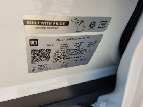 New 2026 Chevrolet Traverse LT w/ LPO, Floor Liner Package image 27