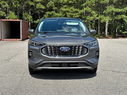 New 2025 Ford Escape SE w/ PHEV Premium Package image 2