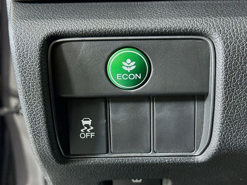 Used 2017 Honda Accord EX image 16