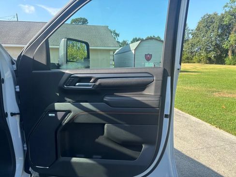 Used 2024 GMC Sierra 2500 AT4 w/ AT4 Premium Plus Package AWD/4WD image 20