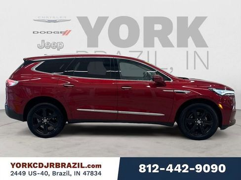 Used 2023 Buick Enclave Essence w/ Sport Touring Edition FWD image 6