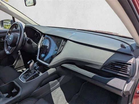 Used 2025 Subaru Outback Premium AWD/4WD image 26