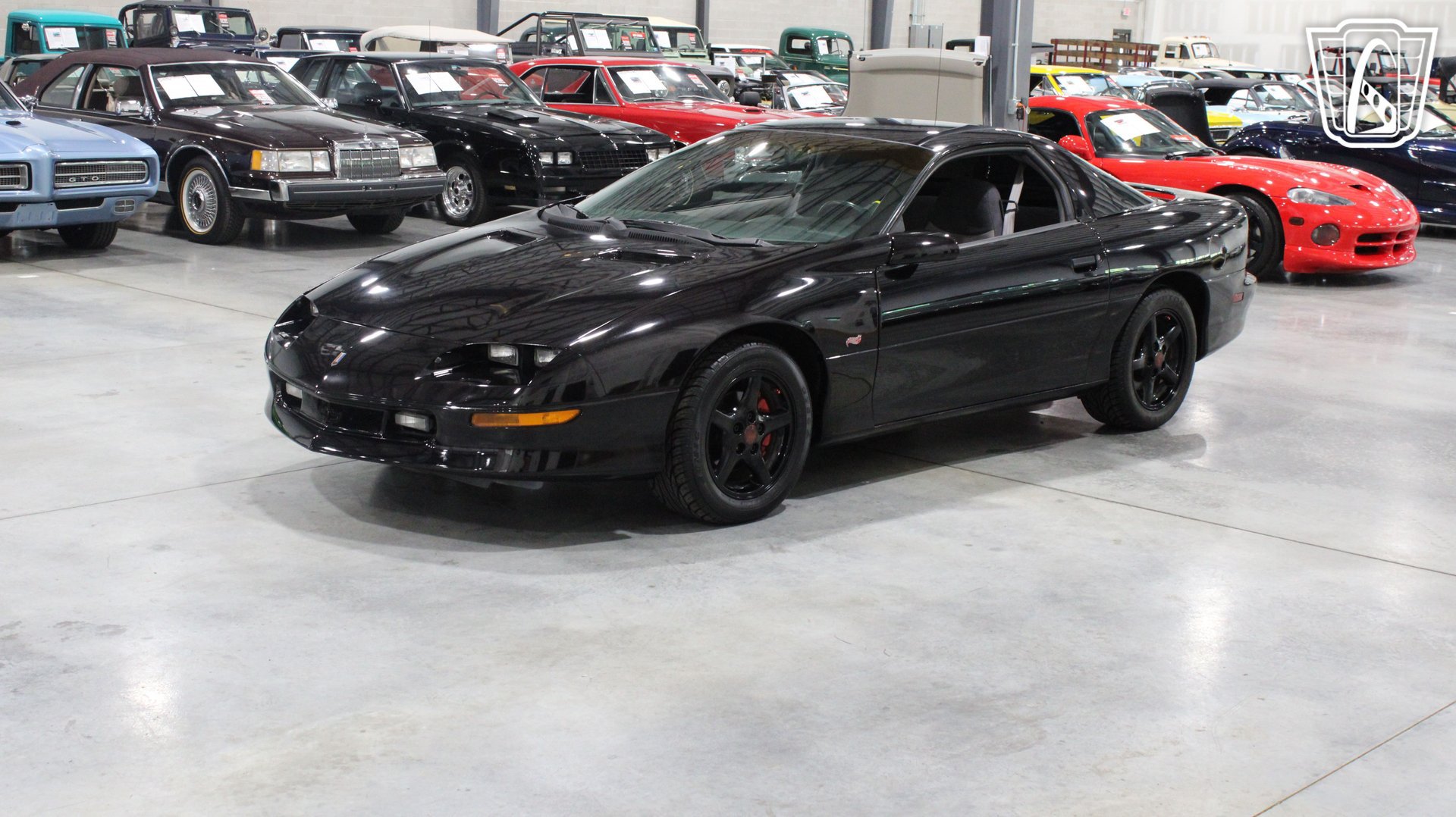 Used 1995 Chevrolet Camaro Z28 RWD image 11