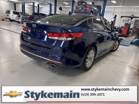 Used 2018 Kia Optima LX w/ 17" Alloy Wheels Package image 10