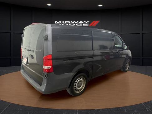 Used 2016 Mercedes-Benz Metris image 4