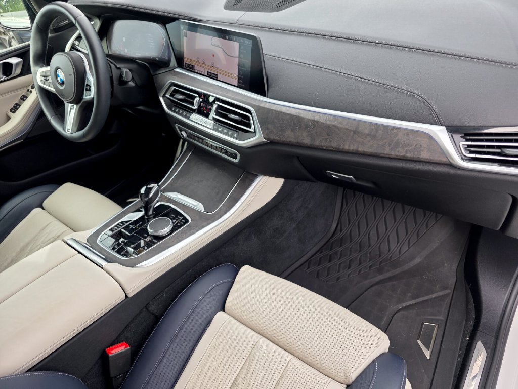 Certified 2021 BMW X5 xDrive40i w/ M Sport Package AWD/4WD image 29