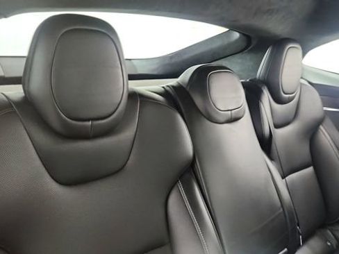 Used 2021 Tesla Model S Plaid image 26