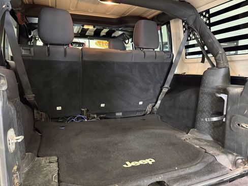Used 2017 Jeep Wrangler Unlimited Sport w/ Quick Order Package 24S AWD/4WD image 22