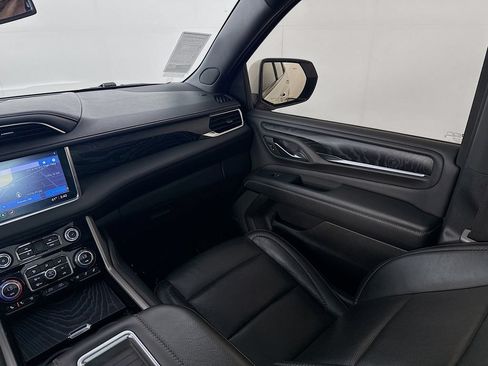 Used 2021 GMC Yukon Denali AWD/4WD image 31