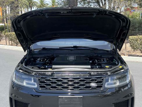 Used 2019 Land Rover Range Rover Sport HSE AWD/4WD image 18