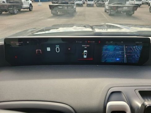 New 2025 Ford Expedition Max Active RWD image 16