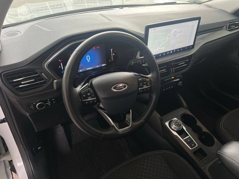 Used 2024 Ford Escape Active w/ Tech Pack #1 AWD/4WD image 11