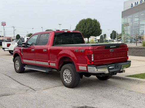 Used 2021 Ford F250 XLT w/ XLT Premium Package AWD/4WD image 4