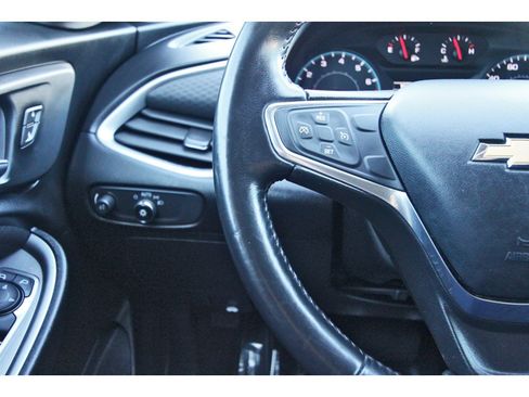 Used 2020 Chevrolet Malibu RS image 17