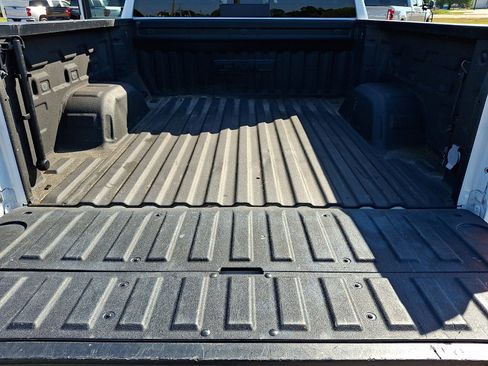 Used 2023 GMC Sierra 1500 SLT w/ SLT Premium Package AWD/4WD image 28