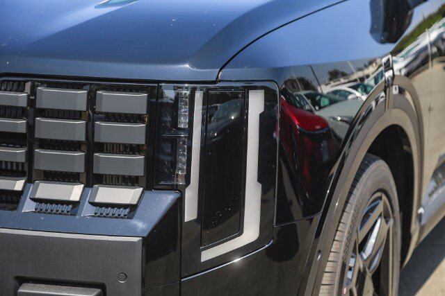 Used 2027 Kia Telluride X-Line SX Prestige AWD/4WD image 13