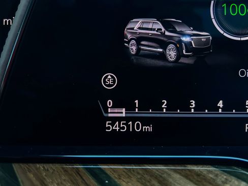 Used 2021 Cadillac Escalade Sport Platinum image 17