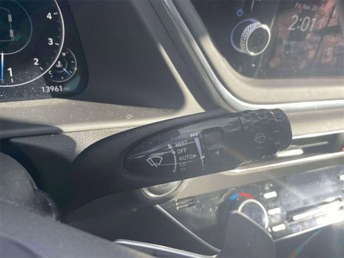 Used 2023 Hyundai Sonata Limited image 25