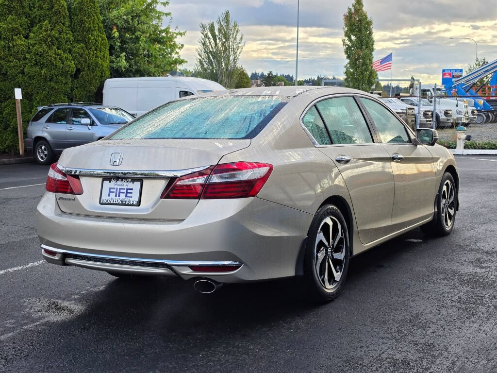 Used 2017 Honda Accord EX-L image 5