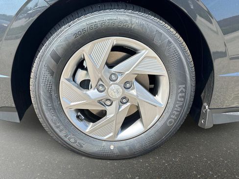 New 2025 Hyundai Sonata SE image 9