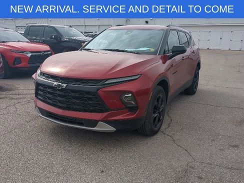 Used 2023 Chevrolet Blazer LT w/ Midnight/Sport Edition FWD image 13