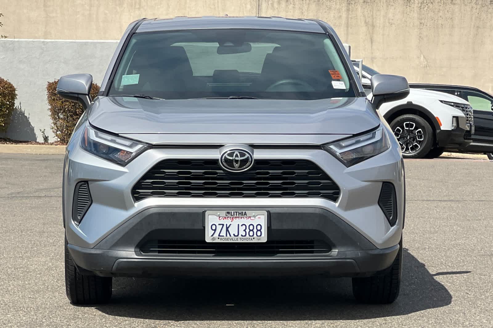 Used 2023 Toyota RAV4 LE AWD/4WD image 10