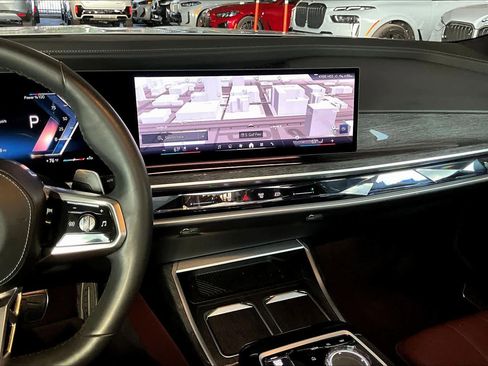 Certified 2023 BMW 760i xDrive 760i xDrive w/ Executive Package image 6
