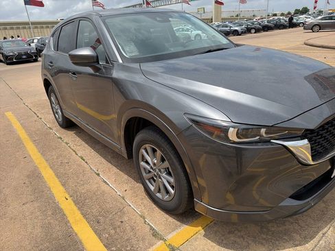 Used 2025 MAZDA CX-5 AWD 2.5 S w/ Preferred Package image 6