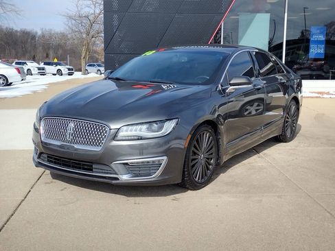 Used 2018 Lincoln MKZ Reserve image 1