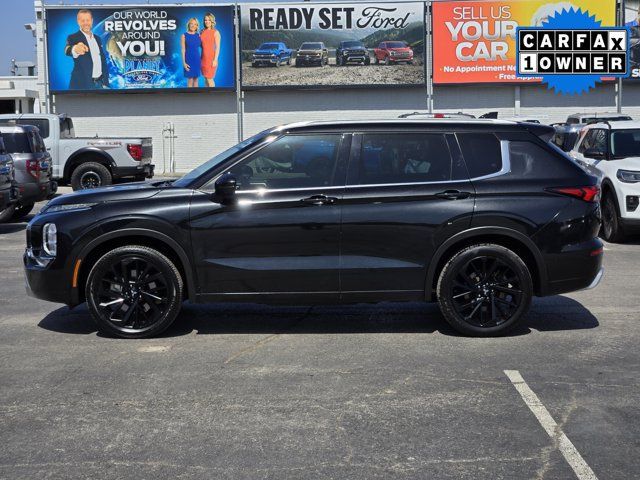 Used 2023 Mitsubishi Outlander SEL FWD image 4