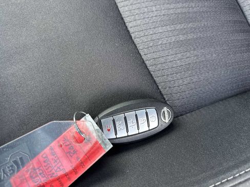 Used 2024 Nissan Altima 2.5 SV image 34