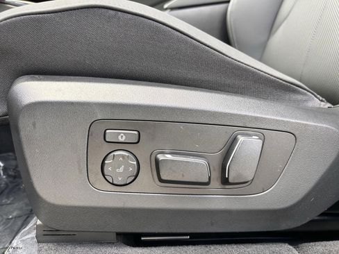 Used 2025 BMW X3 xDrive30i w/ Premium Package image 24