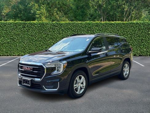 Used 2022 GMC Terrain SLE w/ Driver Convenience Package FWD image 8