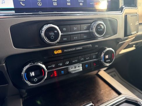 Used 2022 Ford F350 Lariat w/ Lariat Ultimate Package image 45