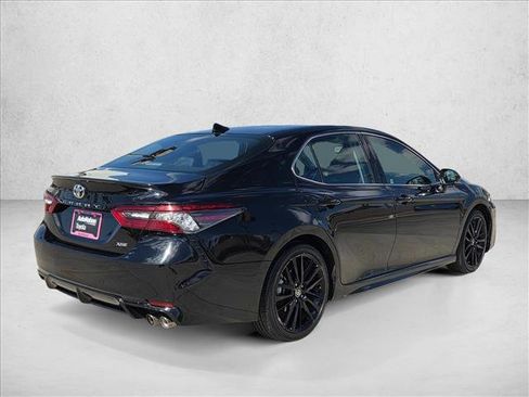 Used 2024 Toyota Camry XSE FWD image 5